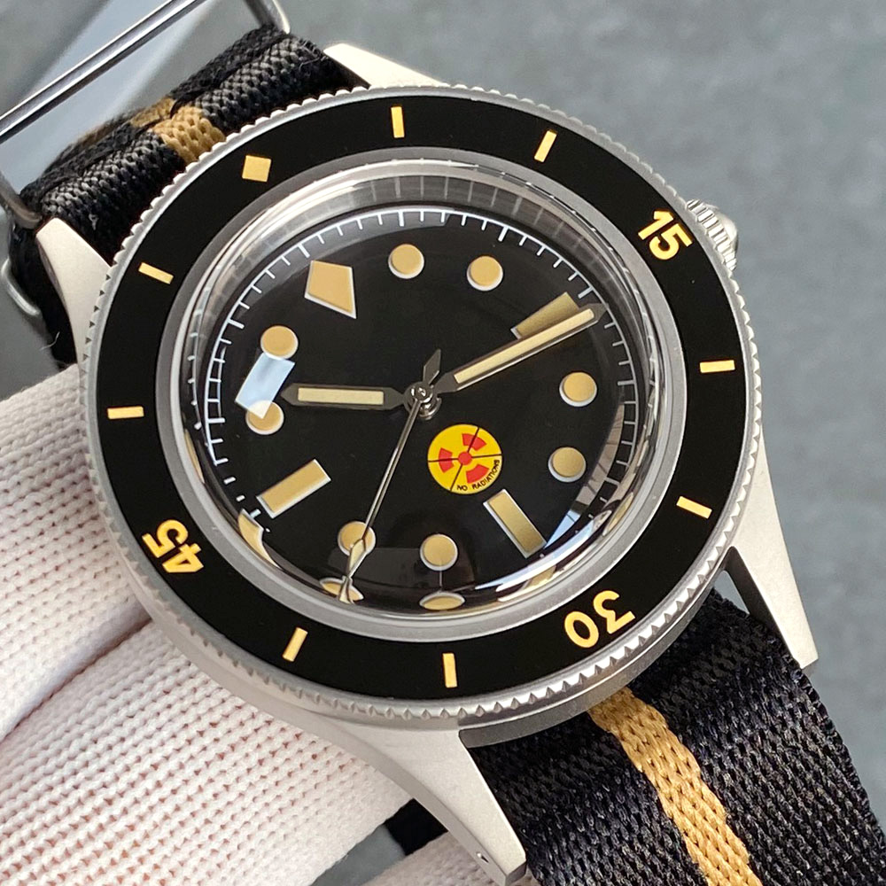 탄도리오 50-파스톰스 일본 NH35 다이버 시계 버블 - Seiko Watch Presage 리뷰 및 가격